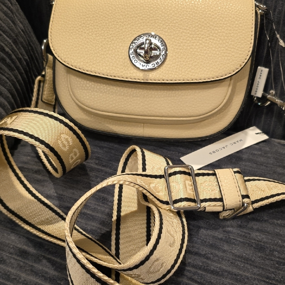Marc Jacobs Beige Crossbody Bag - Picture 7 of 8